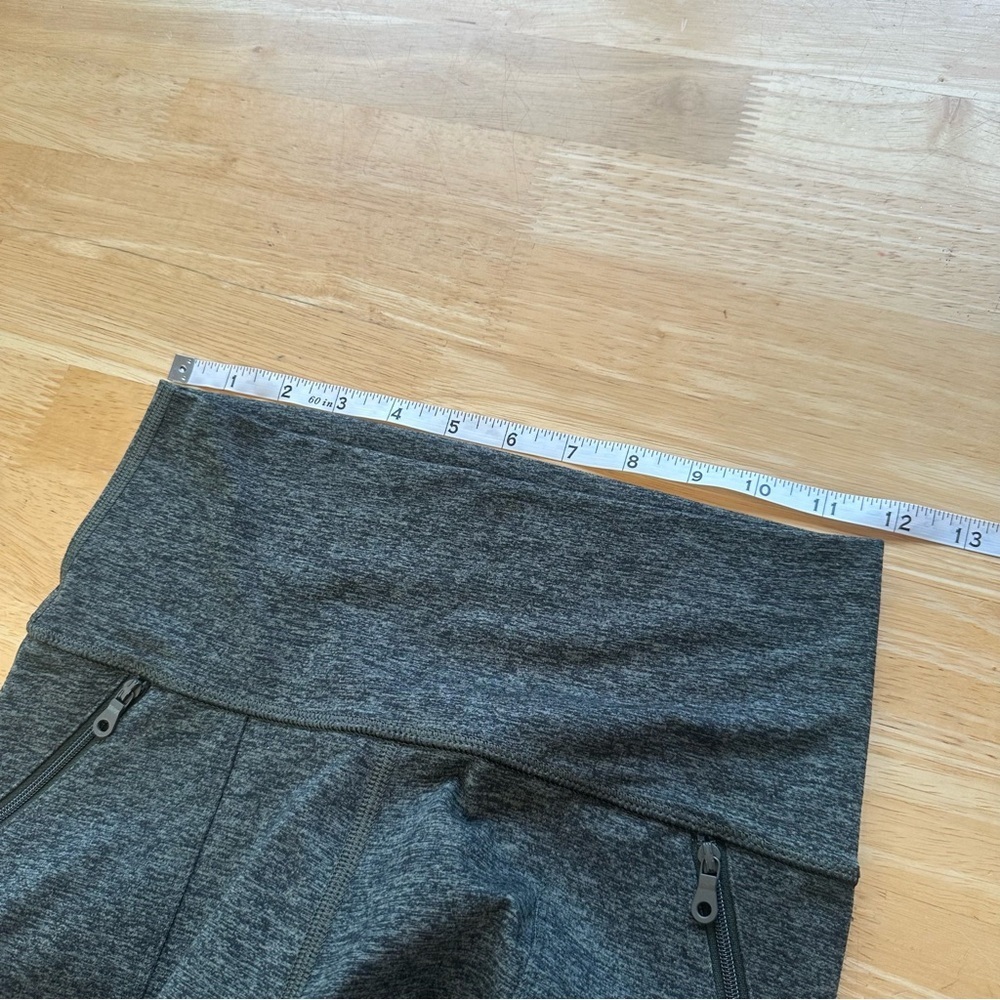 Offline By Aerie The Hugger Legging Hi-Rise Dark Gray Size M Medium Pockets - Picture 5 of 9
